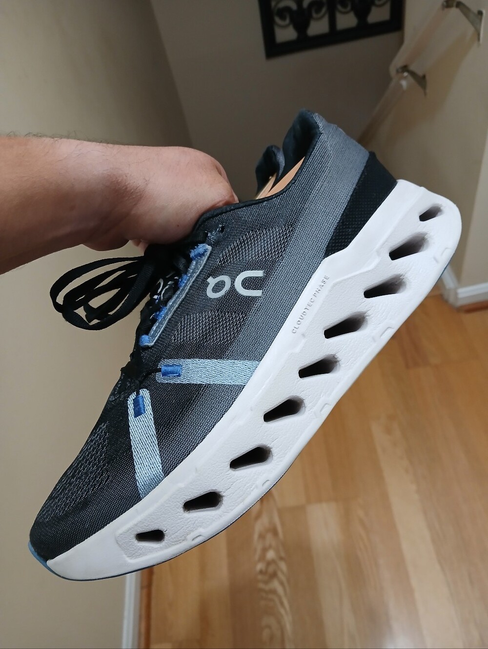 On CloudEclipse Comfort/Athletic Medical Field Shoes Size 10 Men/11.5 WomenBl